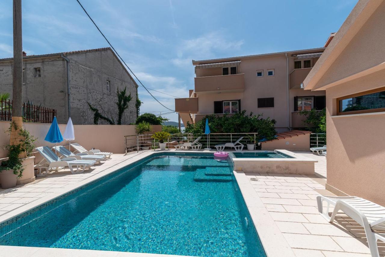 Apartments Villa Magdalena Trogir Exterior photo